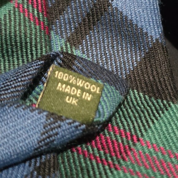 LOCHCARRON Highlander Collection Scotland Lambswool Necktie Blue Green Red 57" - Picture 5 of 5